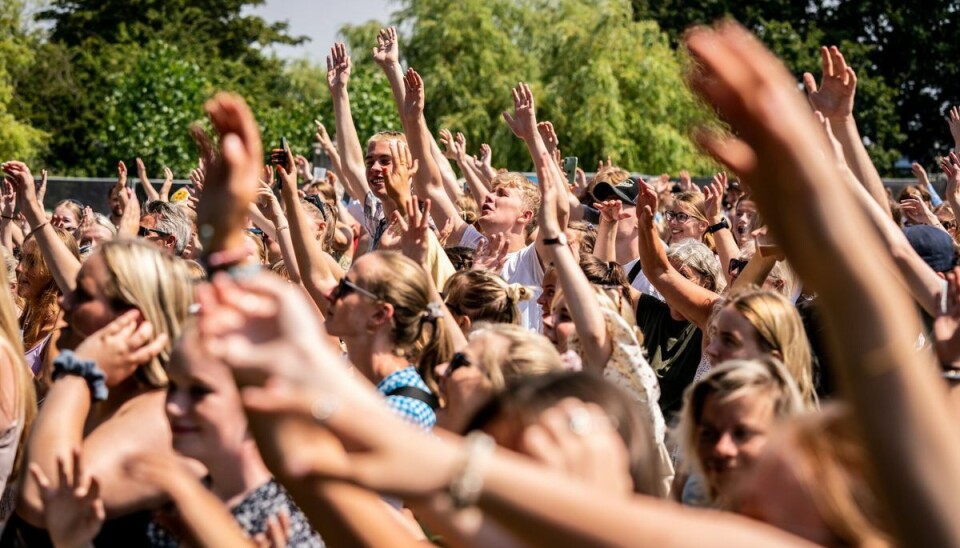 Sidste år åbnede Andreas Odbjerg Grøn, mens folk strømmede til for at se ham. I år får han længere tid på scenen. (Arkivfoto). Sidste år åbnede Andreas Odbjerg Grøn, mens folk strømmede til for at se ham. I år får han længere tid på scenen. (Arkivfoto).