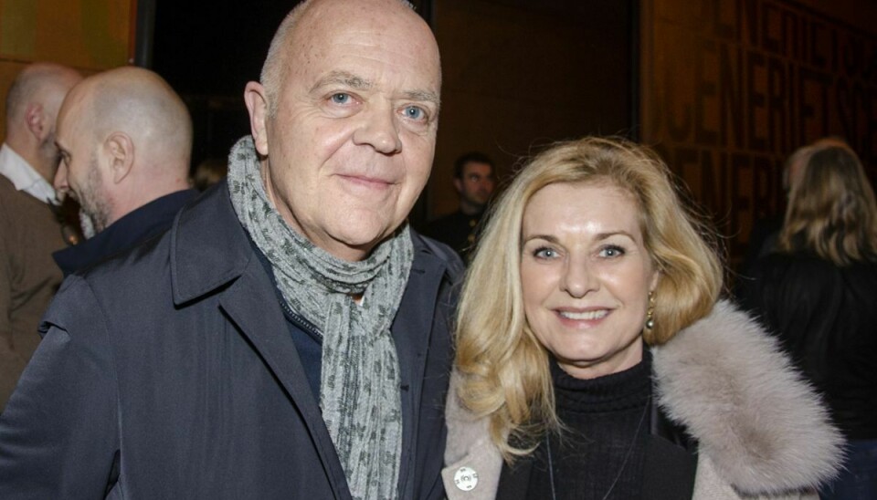 Her ses Jes Dorph-Petersen sammen med kæresten Mai-Britt Hauerholm, der har støttet ham i den svære tid efter fyringen fra TV 2.