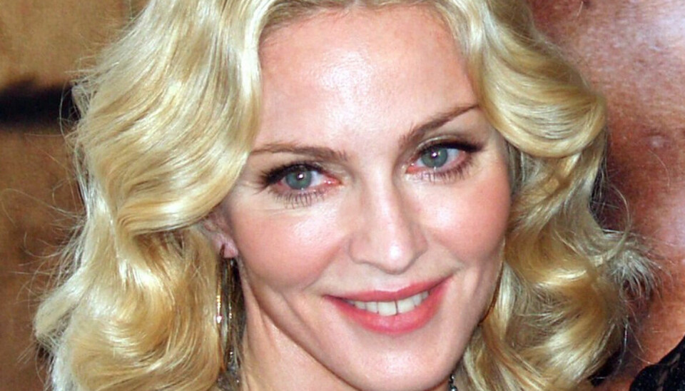 Madonna er ramt af sygdom og har været indlagt på intensivafdelingen.