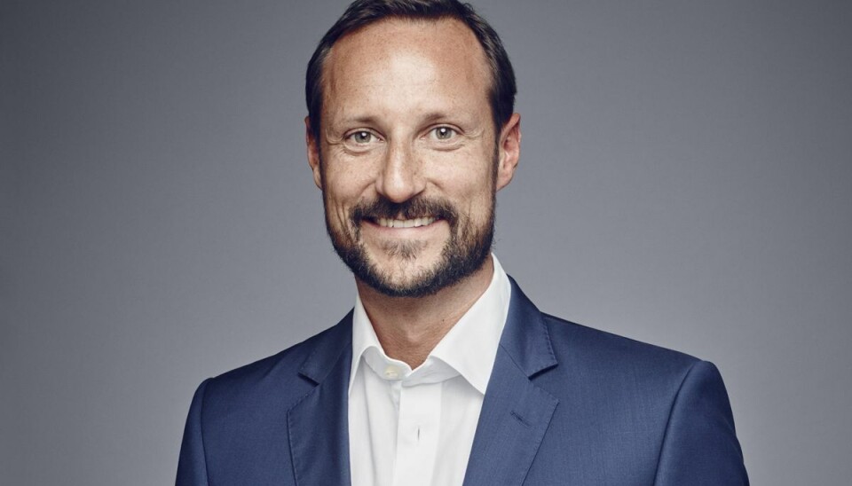 I et interview med norske Aftenposten åbner kronprins Haakon nu op om sin lungesyge hustru, kronprinsesse Mette-Marits, situation. I et interview med norske Aftenposten åbner kronprins Haakon nu op om sin lungesyge hustru, kronprinsesse Mette-Marits, situation.