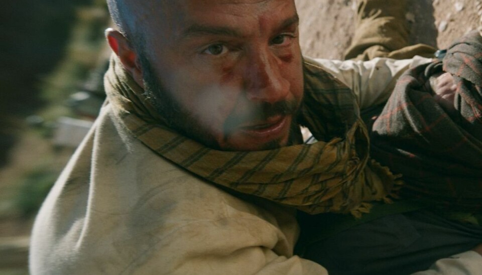 Det er 15 år siden, at Dar Salim fik sin første hovedrolle på dansk film. Nu har han scoret sin første hovedrolle i Hollywood i actionthrilleren 'The Covenant'. (PR-foto). Det er 15 år siden, at Dar Salim fik sin første hovedrolle på dansk film. Nu har han scoret sin første hovedrolle i Hollywood i actionthrilleren 'The Covenant'. (PR-foto).
