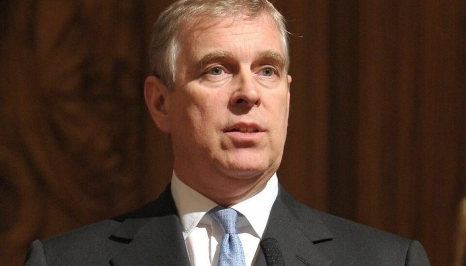 Prins Andrew skulle angiveligt have planer om at udgive en erindringsbog. Prins Andrew skulle angiveligt have planer om at udgive en erindringsbog.