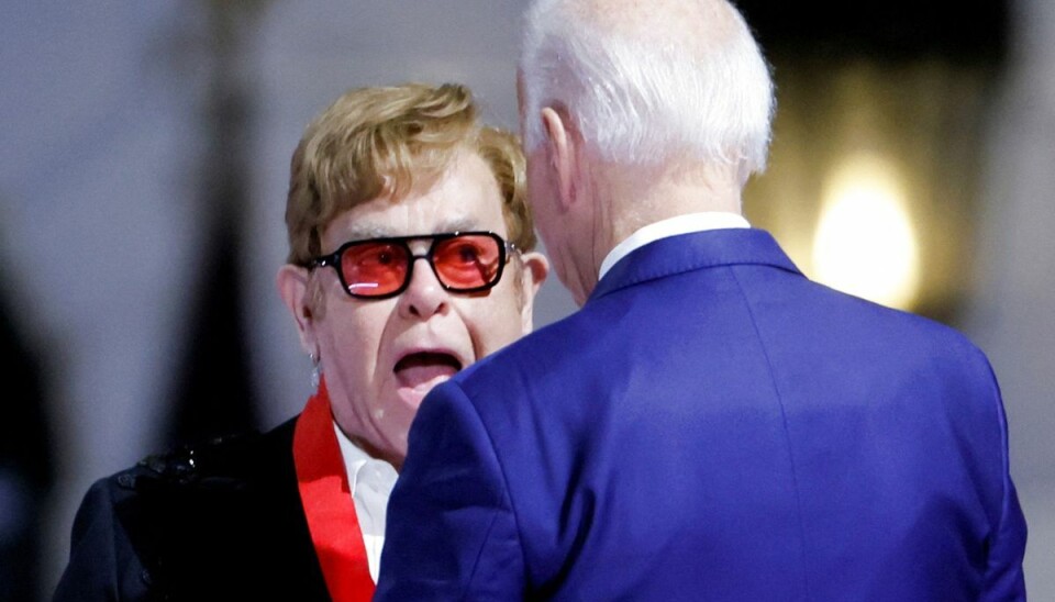 Elton John blev hyldet af de 2000 fremmødte gæster.