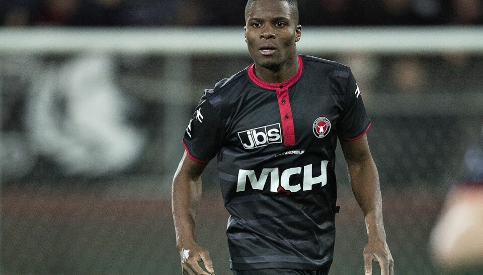 Fodboldeksperten Francis Dickoh har selv været professionel fodboldspiller og har blandt andet spillet for de danske Superligaklubber SønderjyskeE og FC Midtjylland. (Arkivfoto).