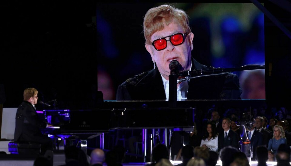 Elton John er blandt en gruppe britiske kendisser, der mener at Daily Mail har krænket privatlivet fred. (Arkivfoto).