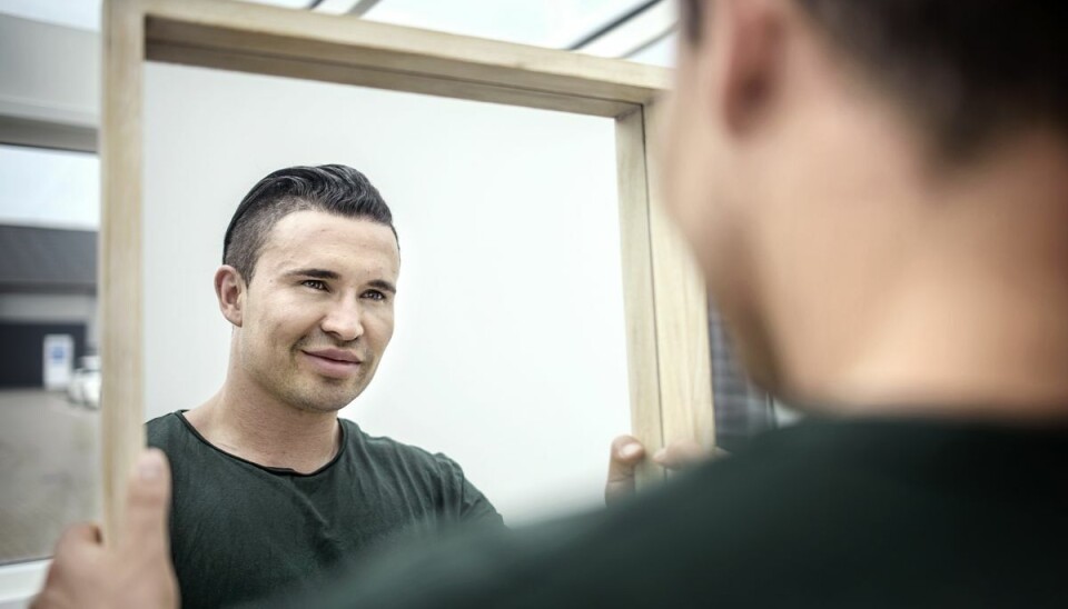 Gustav Salinas i sit firma Fitness Nu i Hillerød. Gustav Salinas i sit firma Fitness Nu i Hillerød.