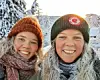 ­Frida (tv.) og Nanna har lige været i Norge, hvor deres far stammer fra.
