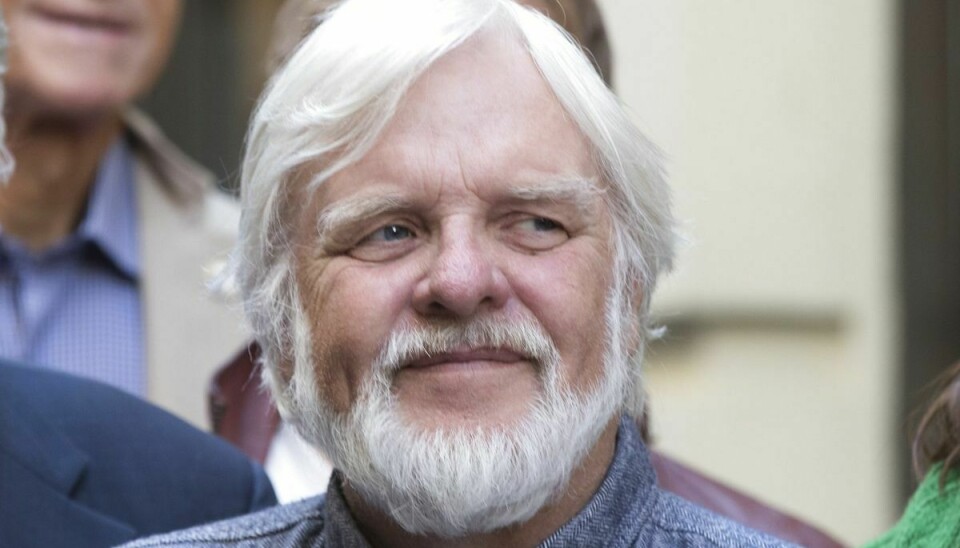 Den norske journalist og forfatter Tomm Kristiansen er død. Han blev 72 år gammel.