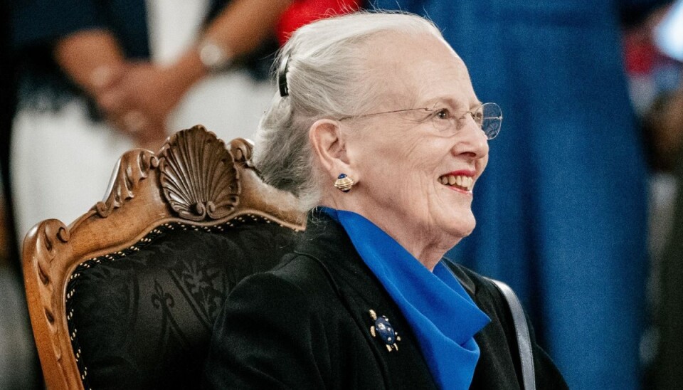 Ganske kort tid før valgudskrivelsen fik dronning Margrethe alle ministrene til at grine og sænke skuldrene lidt. Ganske kort tid før valgudskrivelsen fik dronning Margrethe alle ministrene til at grine og sænke skuldrene lidt.