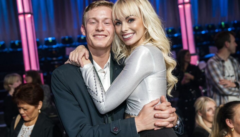 Jenna og Albert. Hun er 33 år og han 20. Jenna og Albert. Hun er 33 år og han 20.