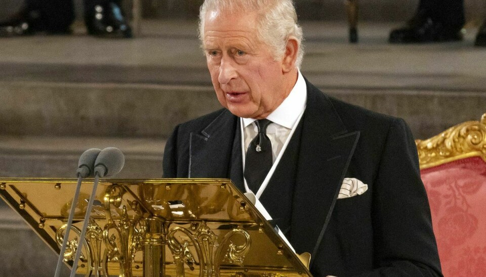 Kong Charles vil stryge hans søn, prins Harry, og hans bror, prins Andrew, af listen over dem, der kan regere Storbritannien i hans fravær.