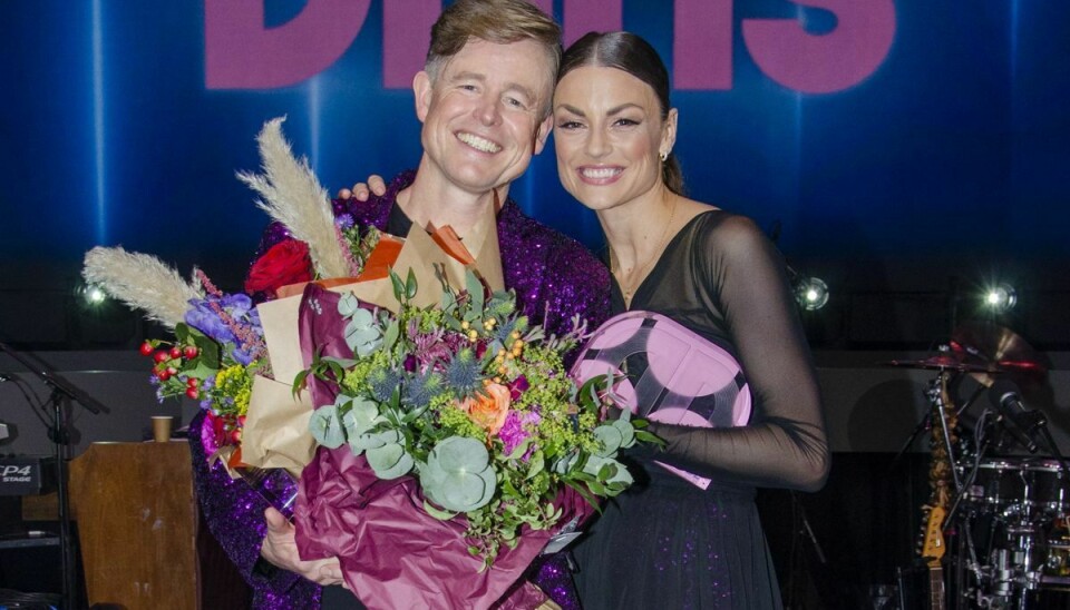 Caspar Phillipson og Malene Østergaard kunne fredag lade sig hylde som vindere af Vild med Dans 2022.
