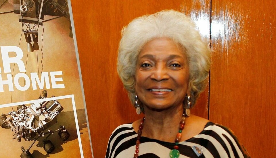 Nichelle Nichols som spillede Uhura i Star Trek skal have sin aske i rummet.