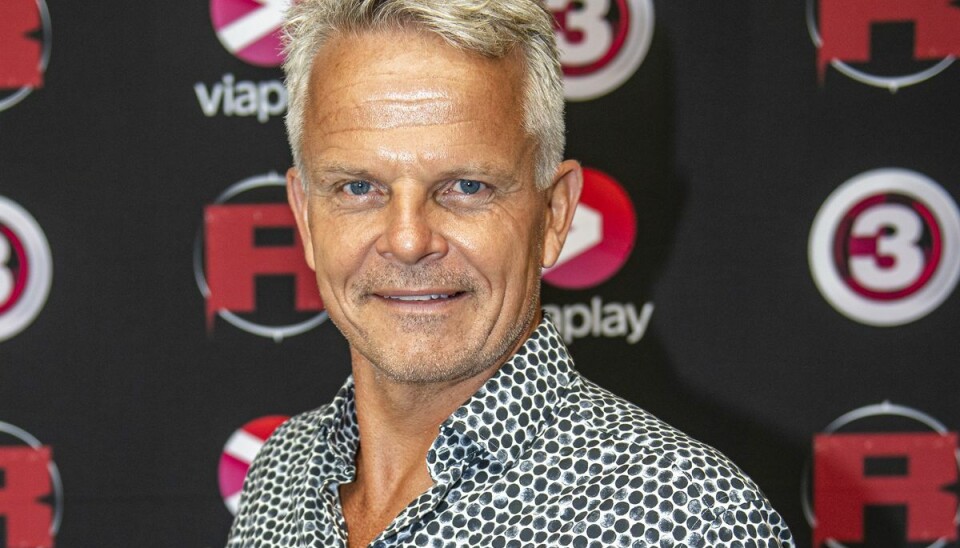 Jakob Kjeldbjerg har været vært på realityprogrammet 'Robinson Ekspeditionen' siden syvende sæson i 2004. Jakob Kjeldbjerg har været vært på realityprogrammet 'Robinson Ekspeditionen' siden syvende sæson i 2004.