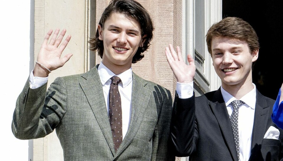 Nikolai og Felix kan se frem til at få deres grankusine, komtesse Ingrid, som studiekammerat på Copenhagen Business School det kommende skoleår.