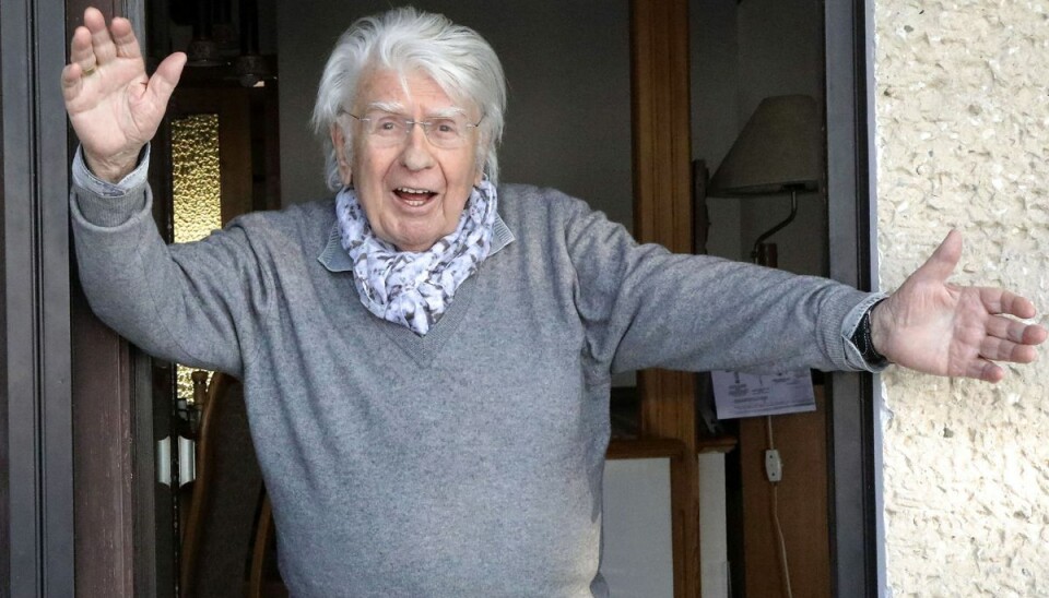 Den tyske skuespiller Heinz Behrens er død. Han blev 89 år gammel. Den tyske skuespiller Heinz Behrens er død. Han blev 89 år gammel.