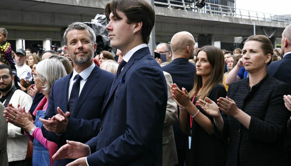 Kronprins Frederik og prins Christian samt statsminister Mette Frederiksen under mindehøjtidelighed for ofrene ved skyderiet i Field's i København