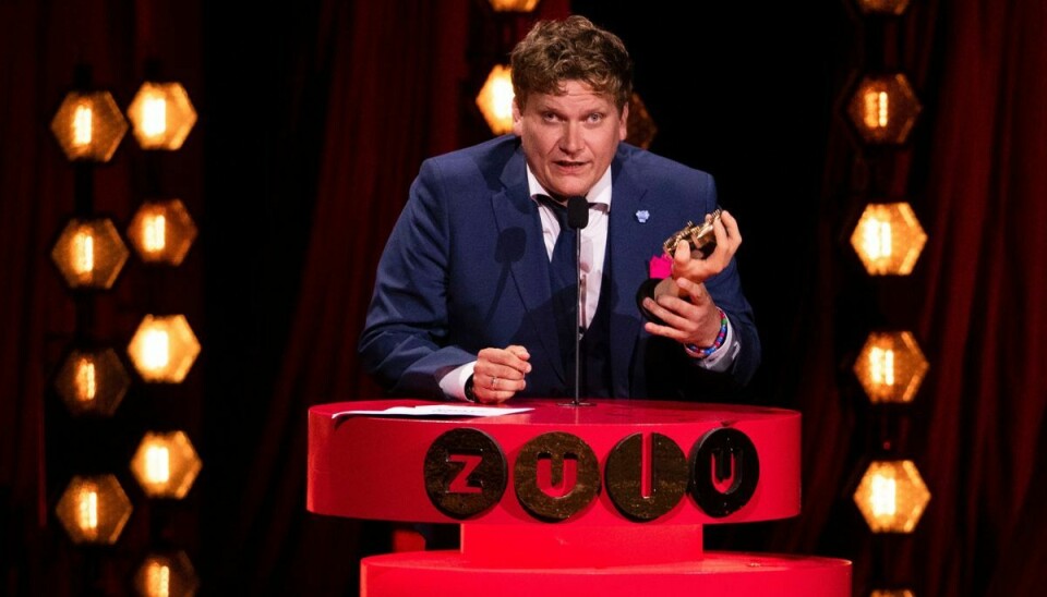 Heino Hansen blev udråbt såkaldt æsel - det vil sige et ungt comedytalent, man skulle holde særligt øje med - til Zulu Comedy Galla tilbage i 2009. Nu har den 37-årige komiker vundet hovedprisen som Årets Komiker anno 2022.