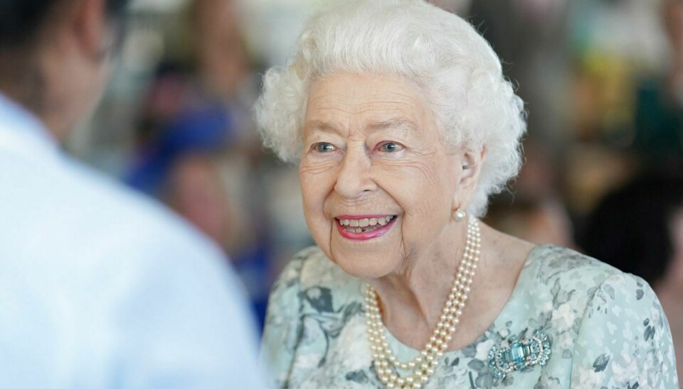 Dronning Elizabeth var tæt på et attentatforsøg. Den formodede gerningsmand kom aldring ind på slottet.