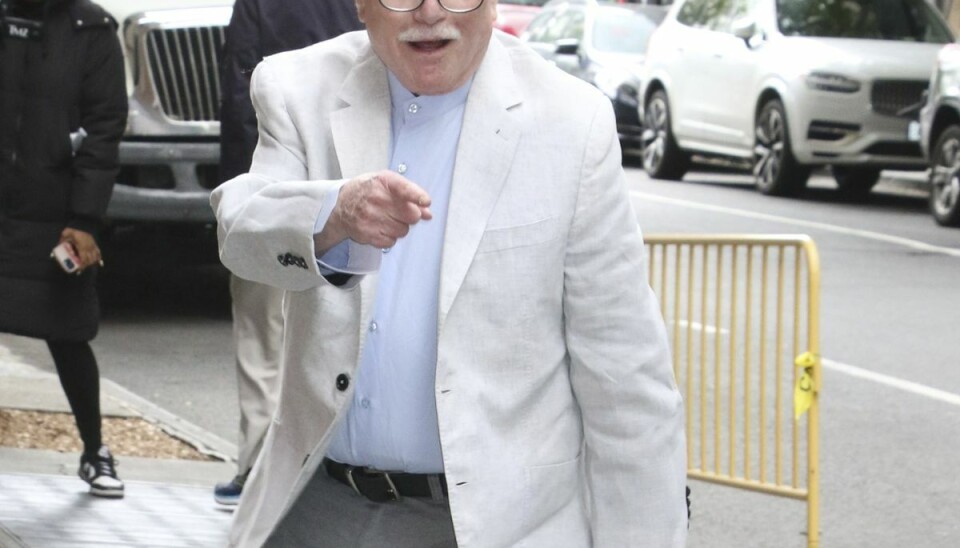 Nye regler ved Oscar-uddelingen får skuespilleren Richard Dreyfuss til at kaste op. Nye regler ved Oscar-uddelingen får skuespilleren Richard Dreyfuss til at kaste op.