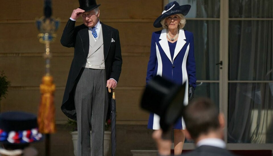 Festlighederne var allerede torsdag i gang i London forud for kroningen af prins Charles lørdag. Kong Charles og dronning Camilla var værter ved et haveparty ved Buckingham Palace.