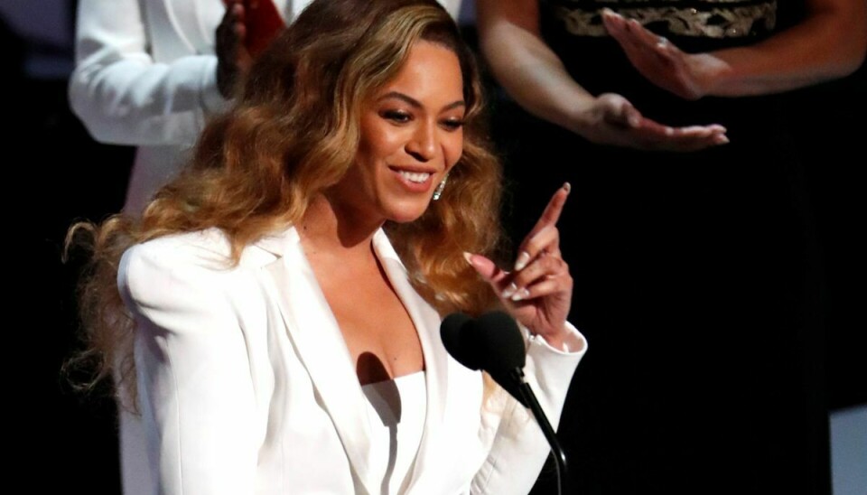 Beyoncé meddelte onsdag, at hun i maj indleder sin første solo-turné i næsten syv år.