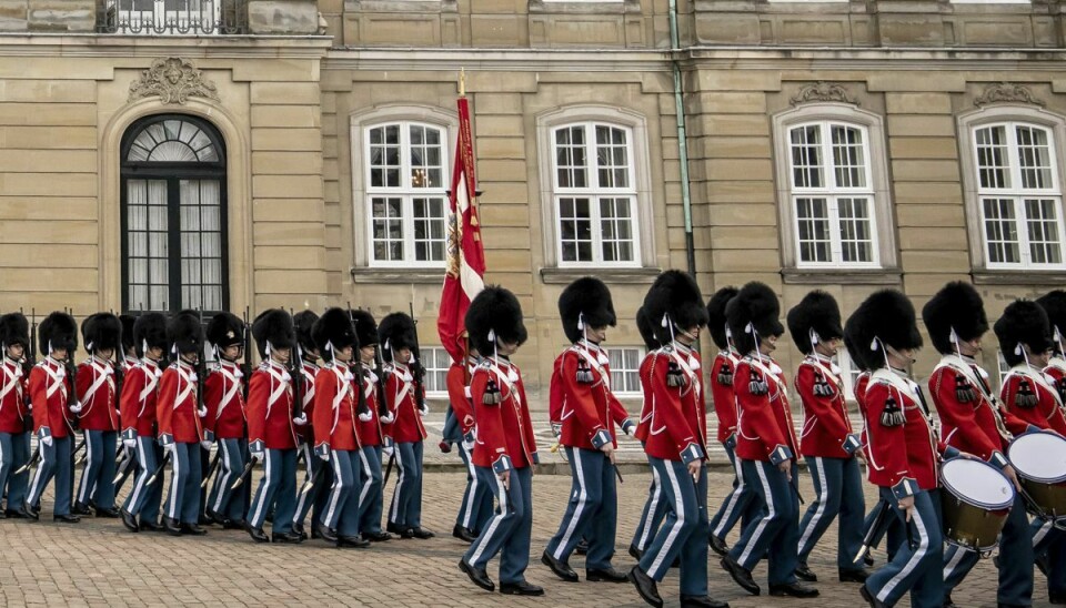 Livgarden på Amalienborg Slotsplads.