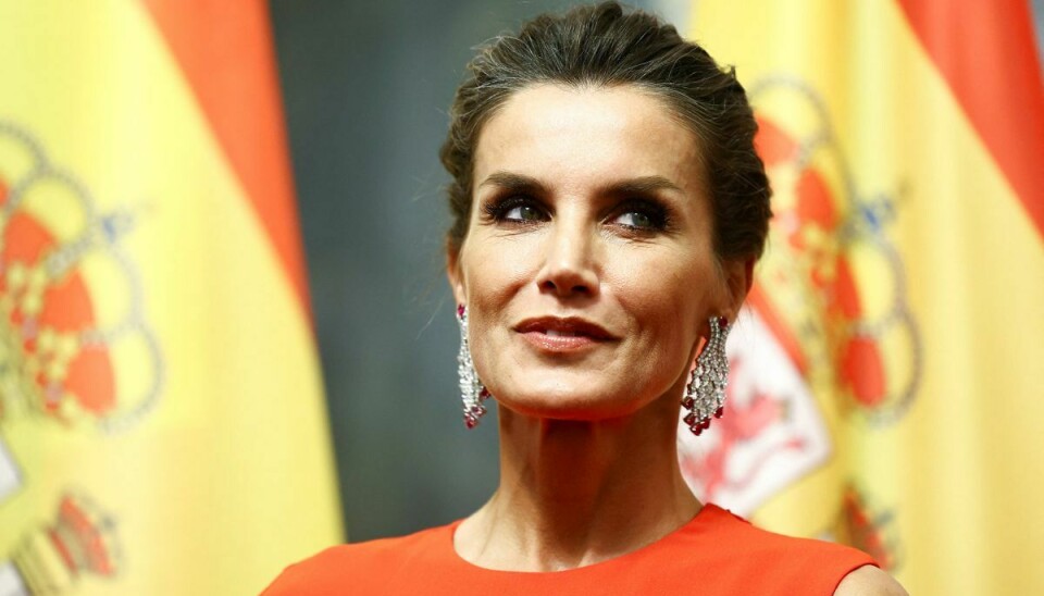 Spanske dronning Letizias fortid kommer tilsynelade voldosmt bag på hendes unge fans.
