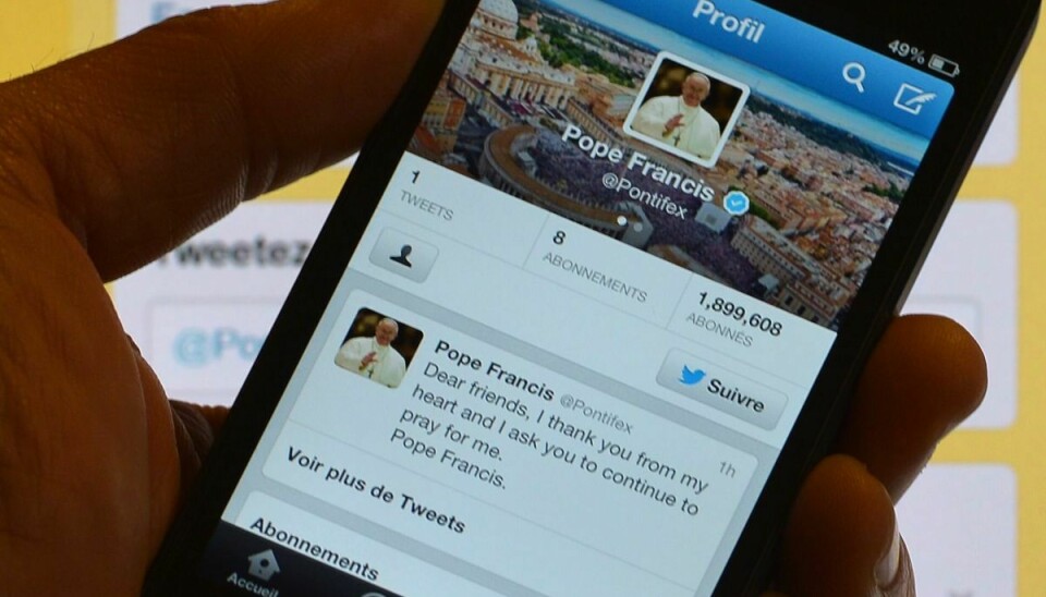 Det blå flueben, der hidtil har været på pave Frans' Twitter-profil, er blevet fjernet. (Arkivfoto).