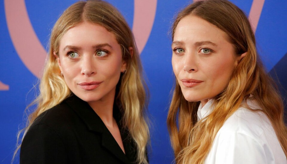 Ashley Olsen (til venstre i billedet) er blevet gift i hemmelighed. Ashley Olsen (til venstre i billedet) er blevet gift i hemmelighed.