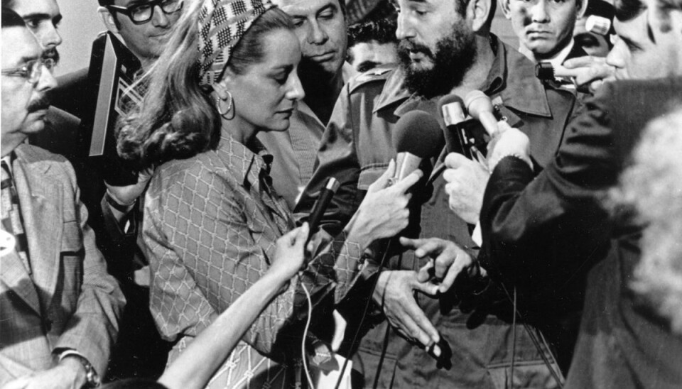 I 1975 var Barbara Walters i Havana i Cuba, hvor hun interviewede den daværende premierminister, Fidel Castro. I 1975 var Barbara Walters i Havana i Cuba, hvor hun interviewede den daværende premierminister, Fidel Castro.