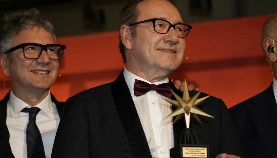Kevin Spacey modtager det nationale italienske filmmuseums fornemste pris, Stella della Mole, i Torino tirsdag aften.