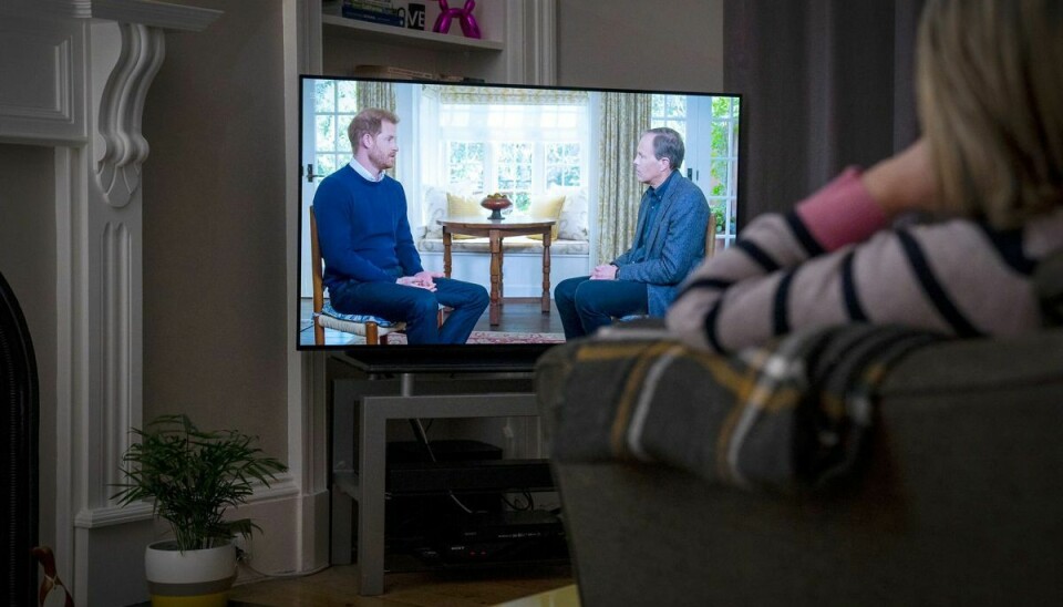 Sent søndag aften kunne britiske tv-seere kunne se prins Harry fortælle om nogle af de sager, der allerede er kommet frem i prinsens bog, 'Spare', selv om den først officielt udkommer tirsdag den 10. januar.