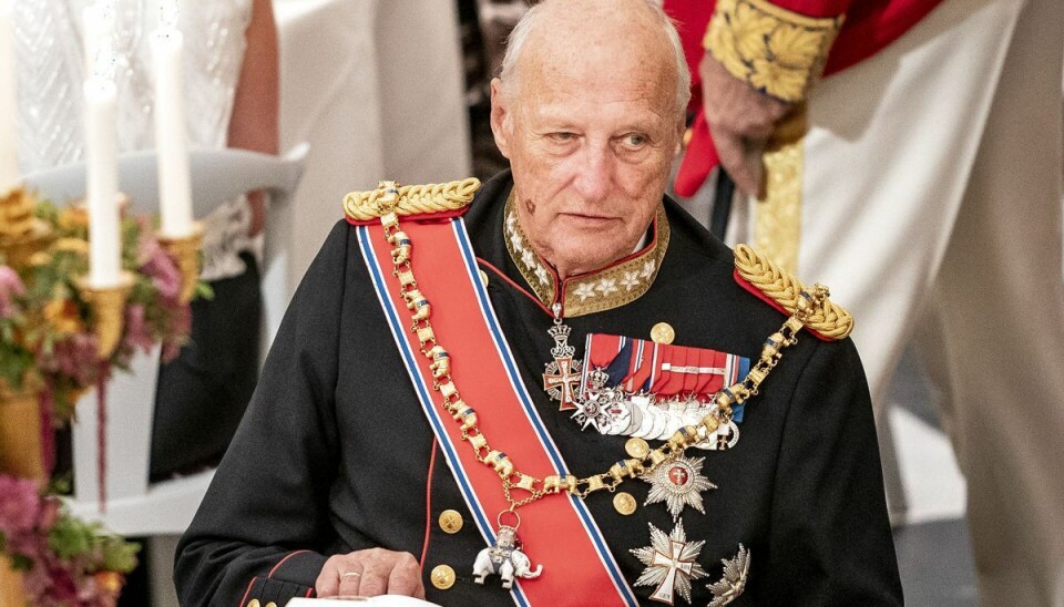 Kong Harald kommer sandsynligvis hjem til jul. Kong Harald kommer sandsynligvis hjem til jul.