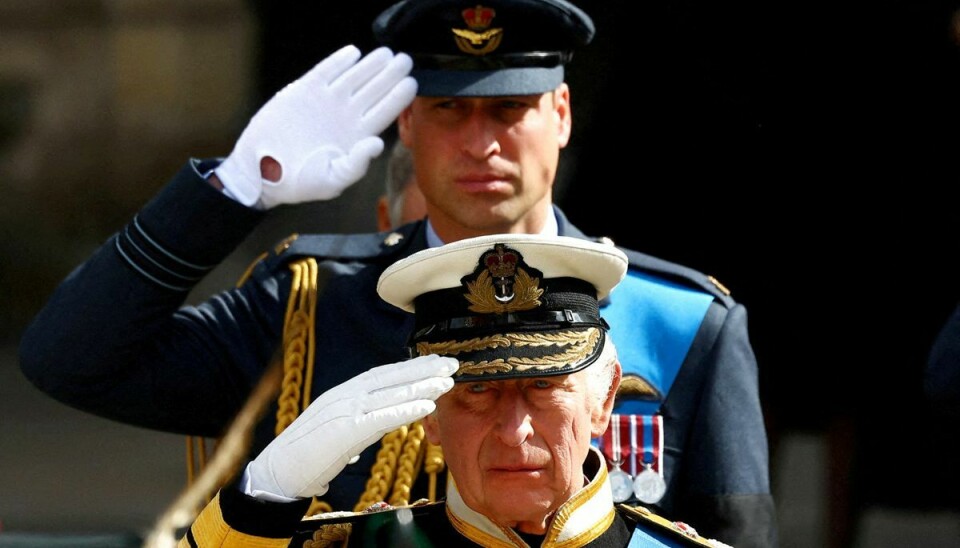 Kong Charles og prins William er ifølge britisk medie klar med 'et hurtigt og beslutsom svar' hvis Meghan og Harry retter angreb mod konguset i deres Netflix dokumentar, der har premiere i dag torsdag den 8. december.