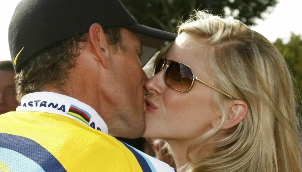 Siden 2008 har de dannet par. Nu er cykelikonet Lance Aemstrong så endelig blevet gift med Anna Hansen, som han kalder 'sit livs kærlighed'. Siden 2008 har de dannet par. Nu er cykelikonet Lance Aemstrong så endelig blevet gift med Anna Hansen, som han kalder 'sit livs kærlighed'.