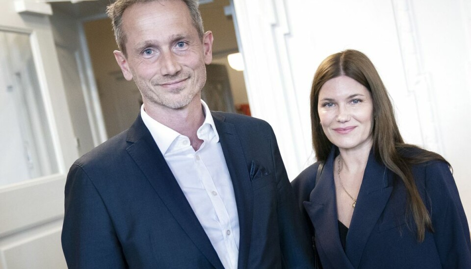 Kristian Jensen og Pernille Rosendahl skal giftes. Den tidligere næstformand for Venstre har nemlig friet til sin kæreste. Og hun har sagt ja. Kristian Jensen og Pernille Rosendahl skal giftes. Den tidligere næstformand for Venstre har nemlig friet til sin kæreste. Og hun har sagt ja.
