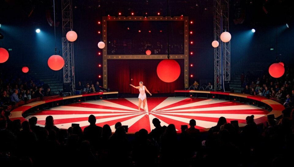 Det ikke kun Mille Gori, der er blevet ti år ældre. Motor Mille er også ti år ældre, end da hun blev født under Cirkus Summarums teltdug. Dermed er hun også en langt mere etableret figur i Ramasjang, og det udnytter Mille Gori til at tage mere alvorlige emner op. Det ikke kun Mille Gori, der er blevet ti år ældre. Motor Mille er også ti år ældre, end da hun blev født under Cirkus Summarums teltdug. Dermed er hun også en langt mere etableret figur i Ramasjang, og det udnytter Mille Gori til at tage mere alvorlige emner op.