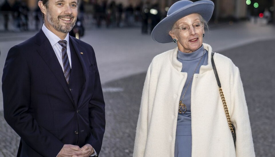 I dagene fra og og med den 9. til og med den 20. august, er det kronprins Frederik, der er fungerende regent for Danmark.