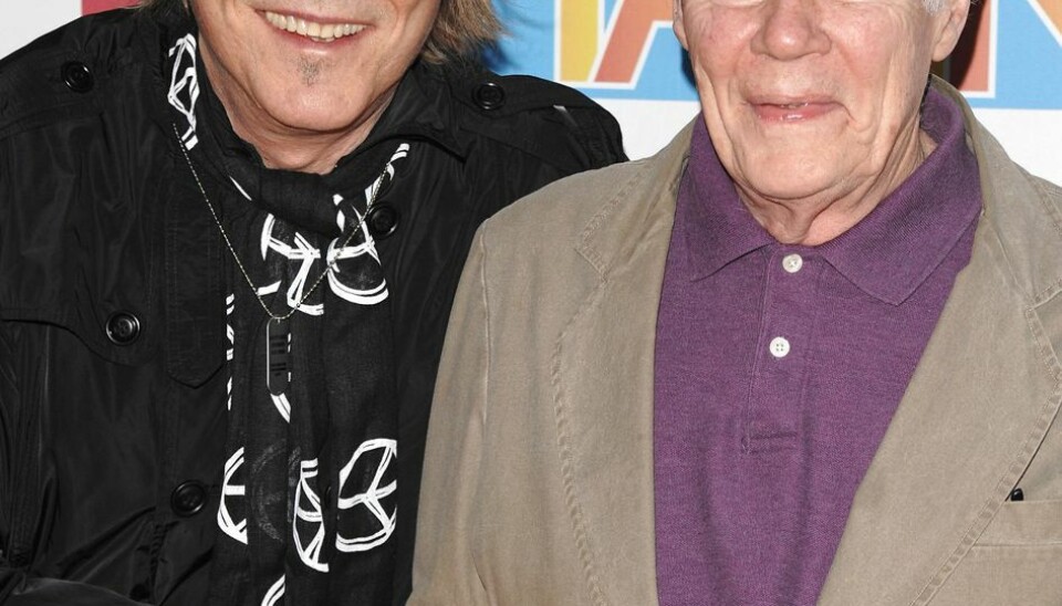 James Rado (Til venstre ) sammen med Galt MacDermot. James Rado (Til venstre ) sammen med Galt MacDermot.