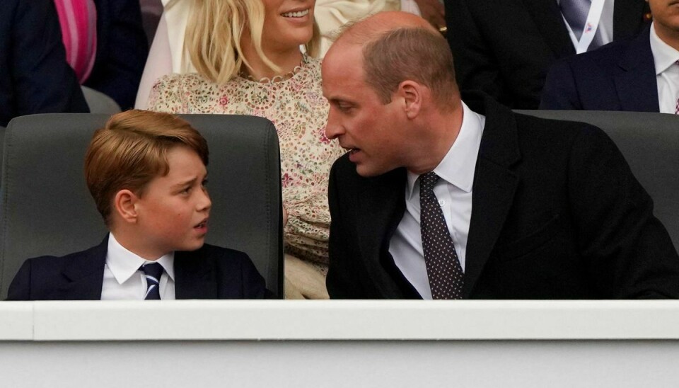 To alen ud af et stykke. Prins William og otteårige prins George.