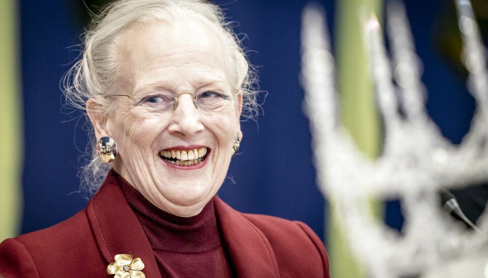 Dronning Margrethe søger lige nu en 'livrist', der får Amalienborg og Fredensborg som de primære arbejdspladser. Dronning Margrethe søger lige nu en 'livrist', der får Amalienborg og Fredensborg som de primære arbejdspladser.