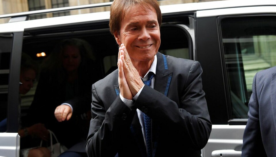 Cliff Richard ses her forlade retten i London efter han i 2018 vandt en sag om krænkelse af privatlivets fred mod BBC.