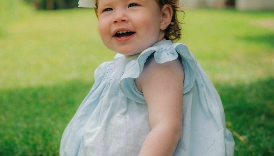 Lilibet Diana Mountbatten-Windsor er blevet et år gammel.