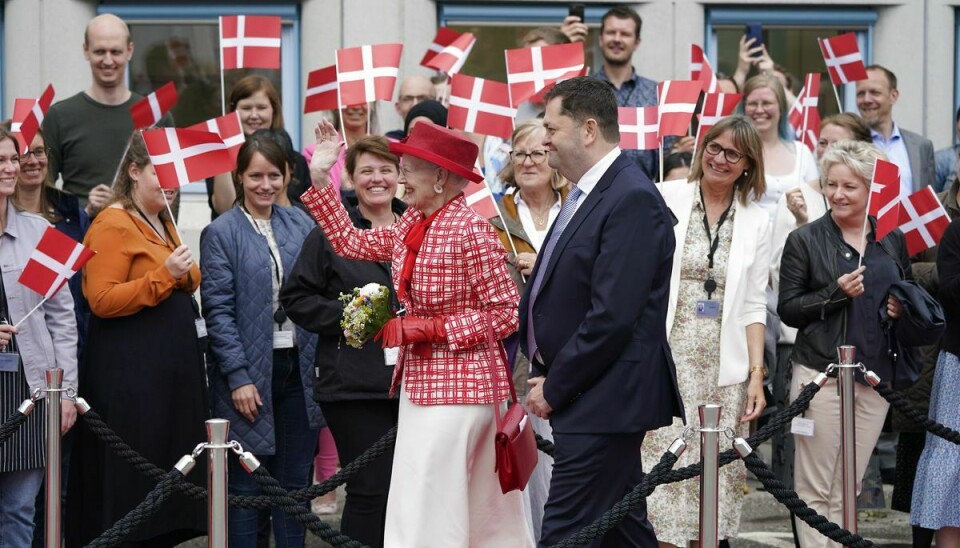 Dronningen besøger Bavarian Nordic i Kvistgård