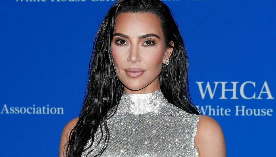 Kim Kardashian overlader ikke alverden til fantasien i en billedserie af sig selv, hun netop har delt på Instagram.
