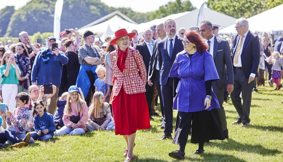 H.M. Dronning Margrethe II i mindeparken- Dronning Margrethe besøger Aarhus Kommune i forbindelse med sommertogtet, lørdag den 4. juni 2022. Dronningens 50-års regentjubilæum fejres ved samme lejlighed.. (Foto: Mikkel Berg Pedersen/Ritzau Scanpix)