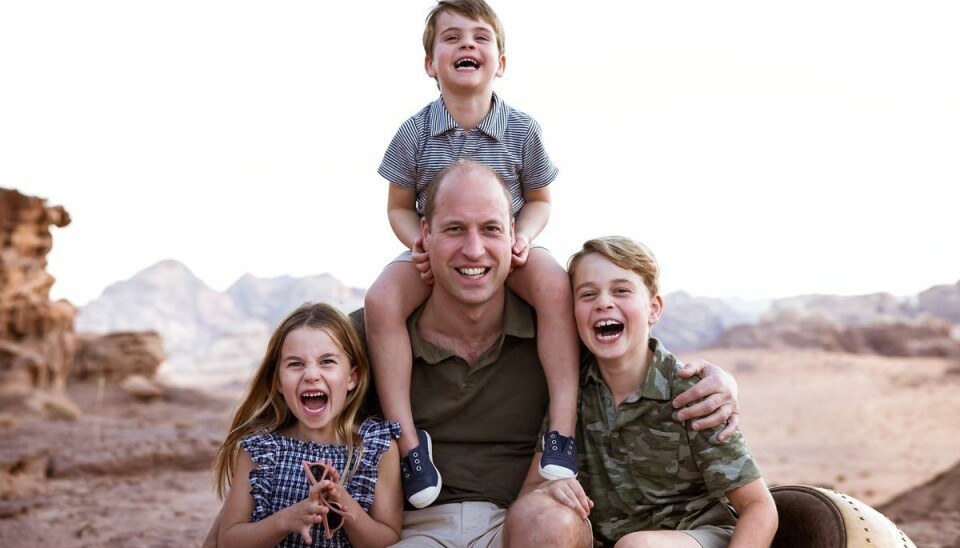 Det herlige far og børn foto, der angiveligt at taget under en familieferie i Jordan sidste efter år. Muligvis af hertuginde Kate.