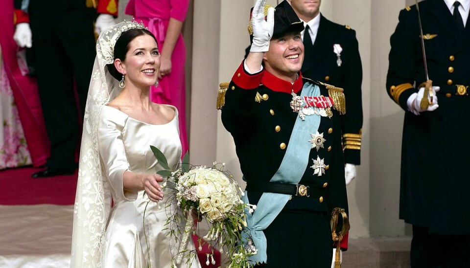 Kronprinsparret blev gift i Vor Frue Kirke den 14. maj 2004. Dermed kan de i år fejre 18 år sammen som ægtefolk. (Arkivfoto).