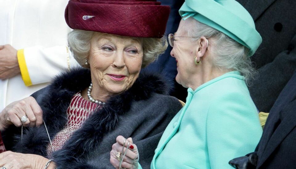 Eksdronning Beatrix og dronning Margrethe ses her sammen ved fejreingen af svenke kong Carl Gustafs 70-års fødselsdag den 30 april 2016.